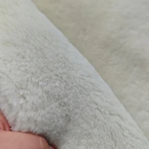 White sheepskin shoe lining