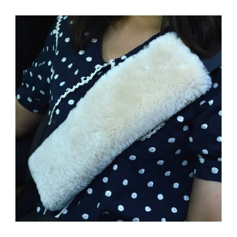 Sheepskin SeatBelt Cover 1 Sheepskin Seat Belt Cover